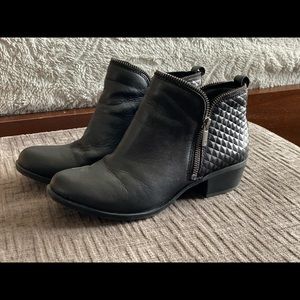 Black Booties ~ Lucky Brand